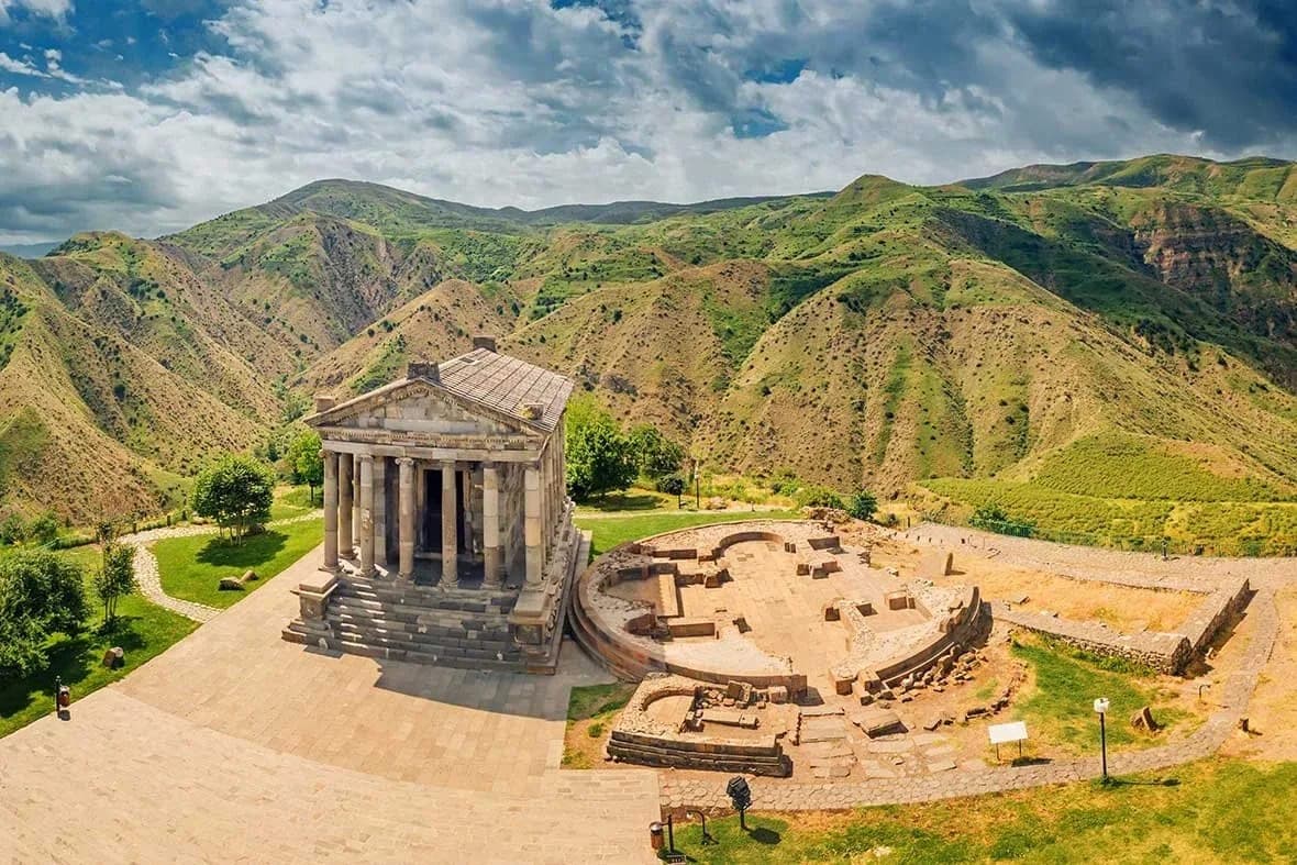 Garni short-term stays